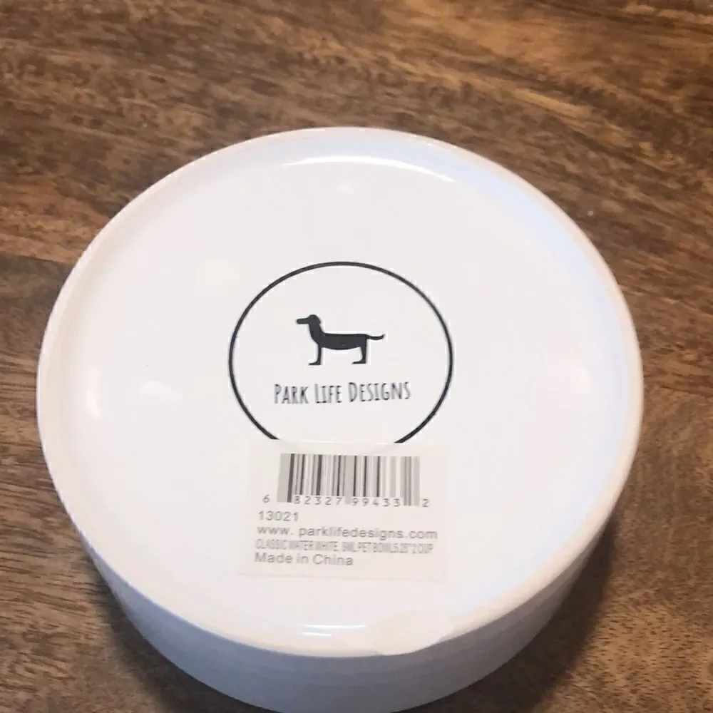 Park Life Designs Pet Bowl | Classic Water (Small, White)